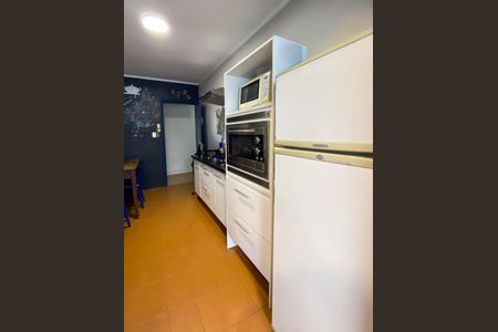 Cozinha de apartamento para alugar com 3 quartos, 110m² em Santana, Porto Alegre