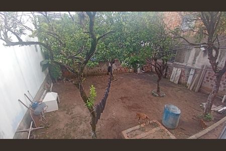 Casa para alugar com 120m², 2 quartos e 1 vaga Casa para alugar com 120m², 2 quartos e 1 vagaQuintal