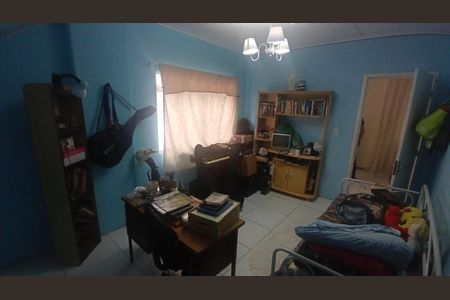 Casa para alugar com 120m², 2 quartos e 1 vaga Casa para alugar com 120m², 2 quartos e 1 vagaQuarto