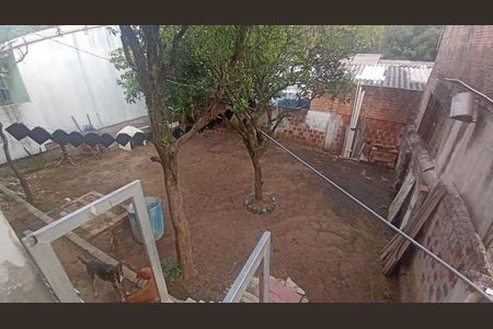 Casa para alugar com 120m², 2 quartos e 1 vaga Casa para alugar com 120m², 2 quartos e 1 vagaQuintal