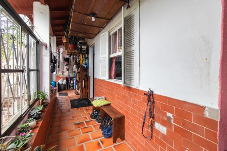 Casa para alugar com 120m², 2 quartos e 1 vaga Casa para alugar com 120m², 2 quartos e 1 vagaQuintal