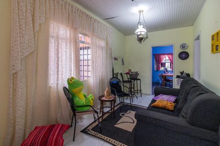 Sala de casa à venda com 2 quartos, 120m² em Glória, Porto Alegre