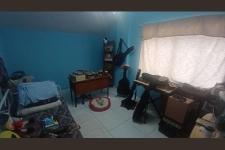 Casa para alugar com 120m², 2 quartos e 1 vaga Casa para alugar com 120m², 2 quartos e 1 vagaQuarto