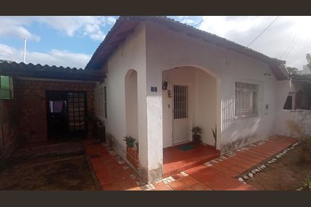 Casa para alugar com 120m², 2 quartos e 1 vaga Casa para alugar com 120m², 2 quartos e 1 vagaGaragem