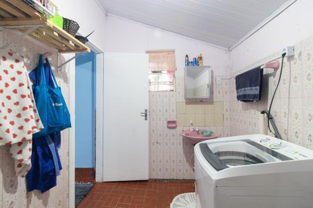 Casa para alugar com 120m², 2 quartos e 1 vaga Casa para alugar com 120m², 2 quartos e 1 vagaBanheiro