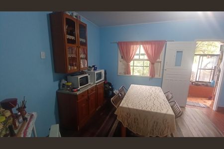 Casa para alugar com 120m², 2 quartos e 1 vaga Casa para alugar com 120m², 2 quartos e 1 vagaQuarto 1
