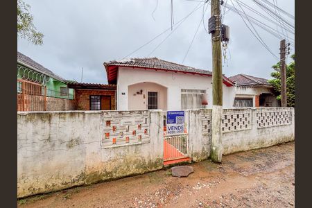 Casa para alugar com 120m², 2 quartos e 1 vaga Casa para alugar com 120m², 2 quartos e 1 vagaFachada