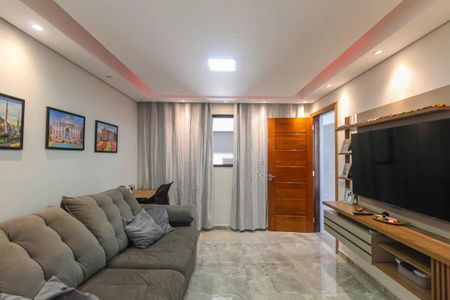 Casa à venda com 95m², 2 quartos e 2 vagas Casa à venda com 95m², 2 quartos e 2 vagasSala