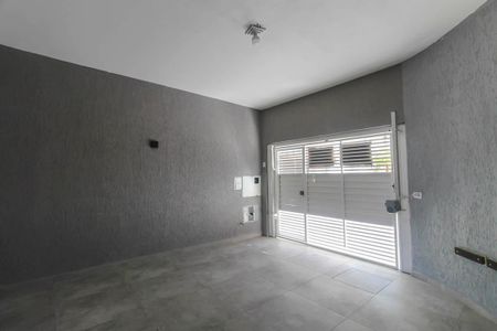 Casa à venda com 95m², 2 quartos e 2 vagas Casa à venda com 95m², 2 quartos e 2 vagasGaragem