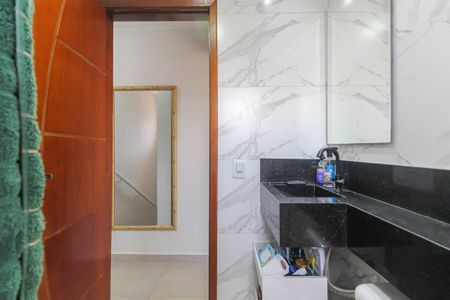 Casa à venda com 95m², 2 quartos e 2 vagas Casa à venda com 95m², 2 quartos e 2 vagasBanheiro