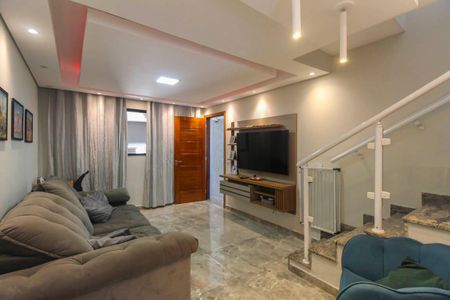 Casa à venda com 95m², 2 quartos e 2 vagas Casa à venda com 95m², 2 quartos e 2 vagasSala