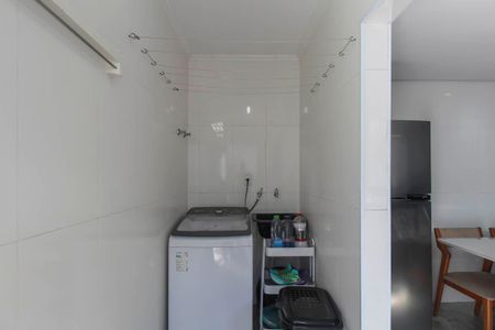 Casa à venda com 95m², 2 quartos e 2 vagas Casa à venda com 95m², 2 quartos e 2 vagasÁrea de Serviço