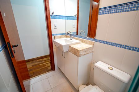 Casa para alugar com 150m², 3 quartos e 4 vagas Casa para alugar com 150m², 3 quartos e 4 vagasBanheiro da Suíte 2