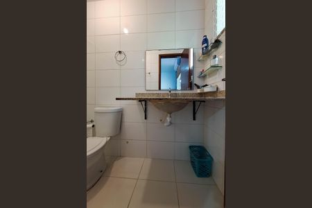 Casa de condomínio para alugar com 150m², 3 quartos e 3 vagasBanheiro da Suíte 1