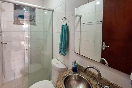 Casa de condomínio para alugar com 150m², 3 quartos e 3 vagasBanheiro Social