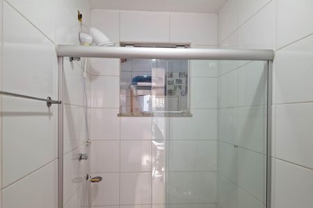 Casa de condomínio para alugar com 150m², 3 quartos e 3 vagasBanheiro Social