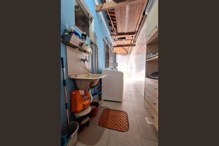 Casa de condomínio para alugar com 150m², 3 quartos e 3 vagasÁrea de Serviço