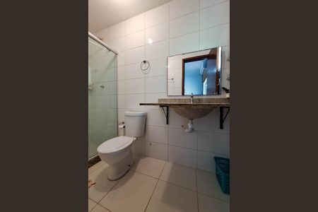 Casa de condomínio para alugar com 150m², 3 quartos e 3 vagasBanheiro da Suíte 1