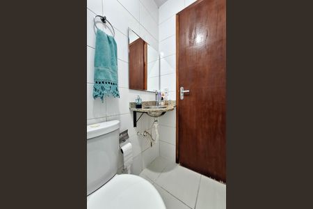 Casa de condomínio para alugar com 150m², 3 quartos e 3 vagasBanheiro Social