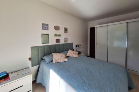 Casa de condomínio para alugar com 150m², 3 quartos e 3 vagasSuíte 2