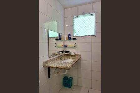 Casa de condomínio para alugar com 150m², 3 quartos e 3 vagasBanheiro da Suíte 1