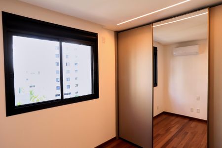 Apartamento para alugar com 71m², 2 quartos e 2 vagasSuíte 1