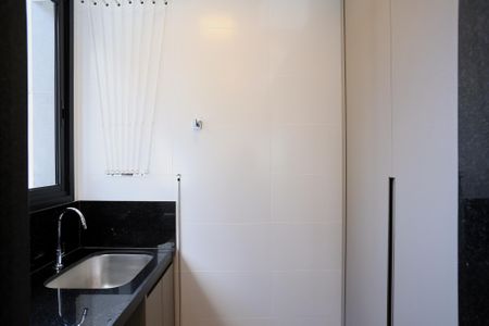 Apartamento para alugar com 71m², 2 quartos e 2 vagasCozinha e Área de Serviço