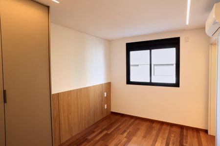 Apartamento para alugar com 71m², 2 quartos e 2 vagasSuíte