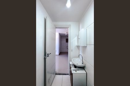 Apartamento para alugar com 36m², 2 quartos e sem vaga Apartamento para alugar com 36m², 2 quartos e sem vagaBanheiro