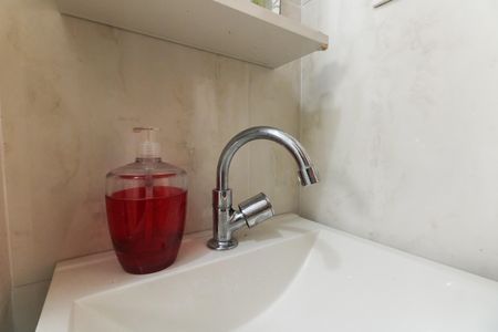 Casa à venda com 150m², 4 quartos e 2 vagas Casa à venda com 150m², 4 quartos e 2 vagasSuíte Externa - Banheiro