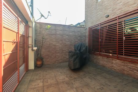 Casa à venda com 150m², 4 quartos e 2 vagas Casa à venda com 150m², 4 quartos e 2 vagasGaragem