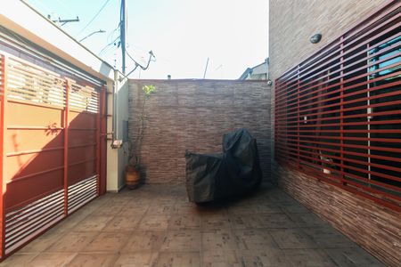 Casa à venda com 150m², 4 quartos e 2 vagas Casa à venda com 150m², 4 quartos e 2 vagasGaragem
