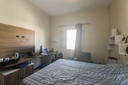 Casa à venda com 150m², 4 quartos e 2 vagas Casa à venda com 150m², 4 quartos e 2 vagasQuarto 2