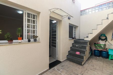 Casa à venda com 150m², 4 quartos e 2 vagas Casa à venda com 150m², 4 quartos e 2 vagasQuintal