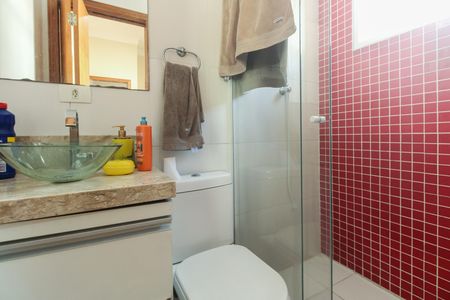 Casa à venda com 150m², 4 quartos e 2 vagas Casa à venda com 150m², 4 quartos e 2 vagasBanheiro Social
