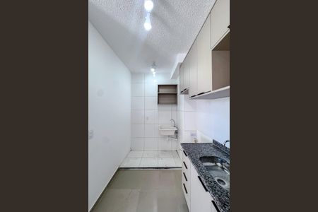 Apartamento para alugar com 36m², 2 quartos e sem vagaCozinha e Área de Serviço