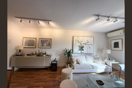 Apartamento à venda com 3 quartos, 127m² em Indianópolis, São Paulo