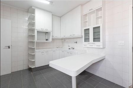 Apartamento à venda com 150m², 3 quartos e 3 vagas