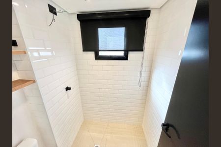Studio para alugar com 39m², 1 quarto e 1 vaga Studio para alugar com 39m², 1 quarto e 1 vagaBanheiro