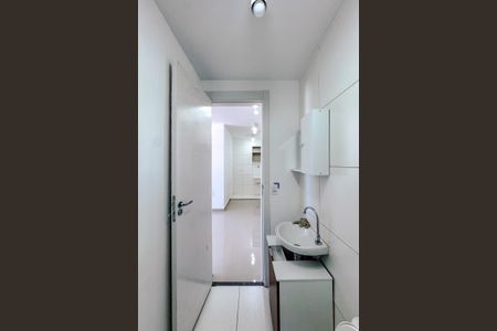 Apartamento para alugar com 36m², 2 quartos e sem vaga Apartamento para alugar com 36m², 2 quartos e sem vagaBanheiro