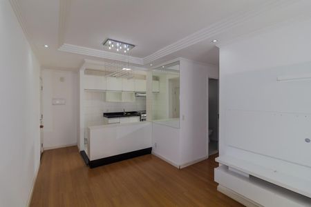 Sala de apartamento para alugar com 2 quartos, 65m² em Vila Ema, São Paulo