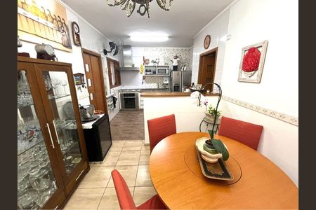 Apartamento à venda com 179m², 3 quartos e 1 vaga