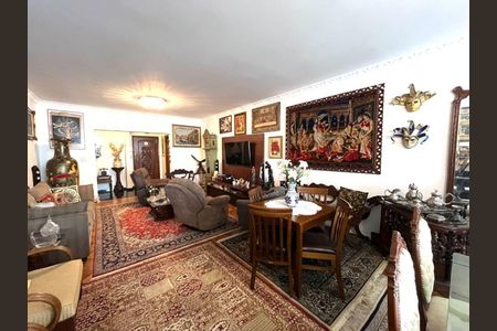 Apartamento à venda com 179m², 3 quartos e 1 vaga