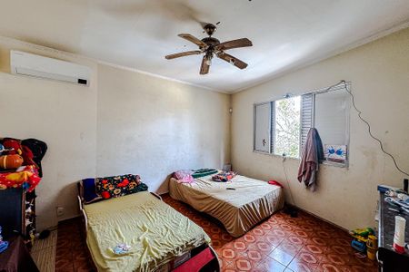 Apartamento à venda com 168m², 3 quartos e 2 vagasQuarto 1