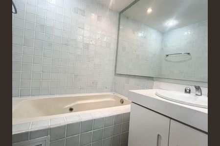 Apartamento à venda com 169m², 3 quartos e 3 vagas
