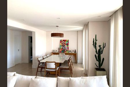 Apartamento à venda com 195m², 4 quartos e 3 vagas
