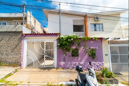 Fachada de casa à venda com 4 quartos, 90m² em Planalto Paulista, São Paulo