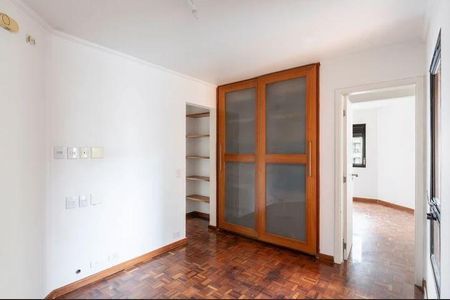 Apartamento à venda com 3 quartos, 204m² em Itaim Bibi, São Paulo