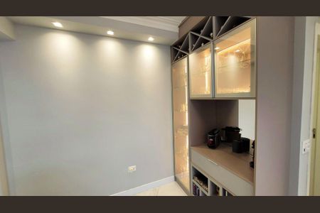 Apartamento à venda com 77m², 2 quartos e 1 vaga