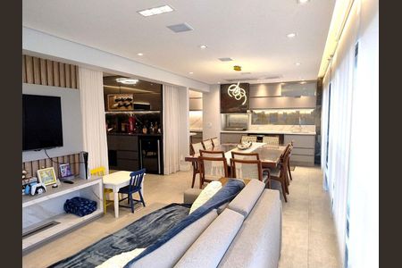 Apartamento à venda com 157m², 3 quartos e 2 vagas